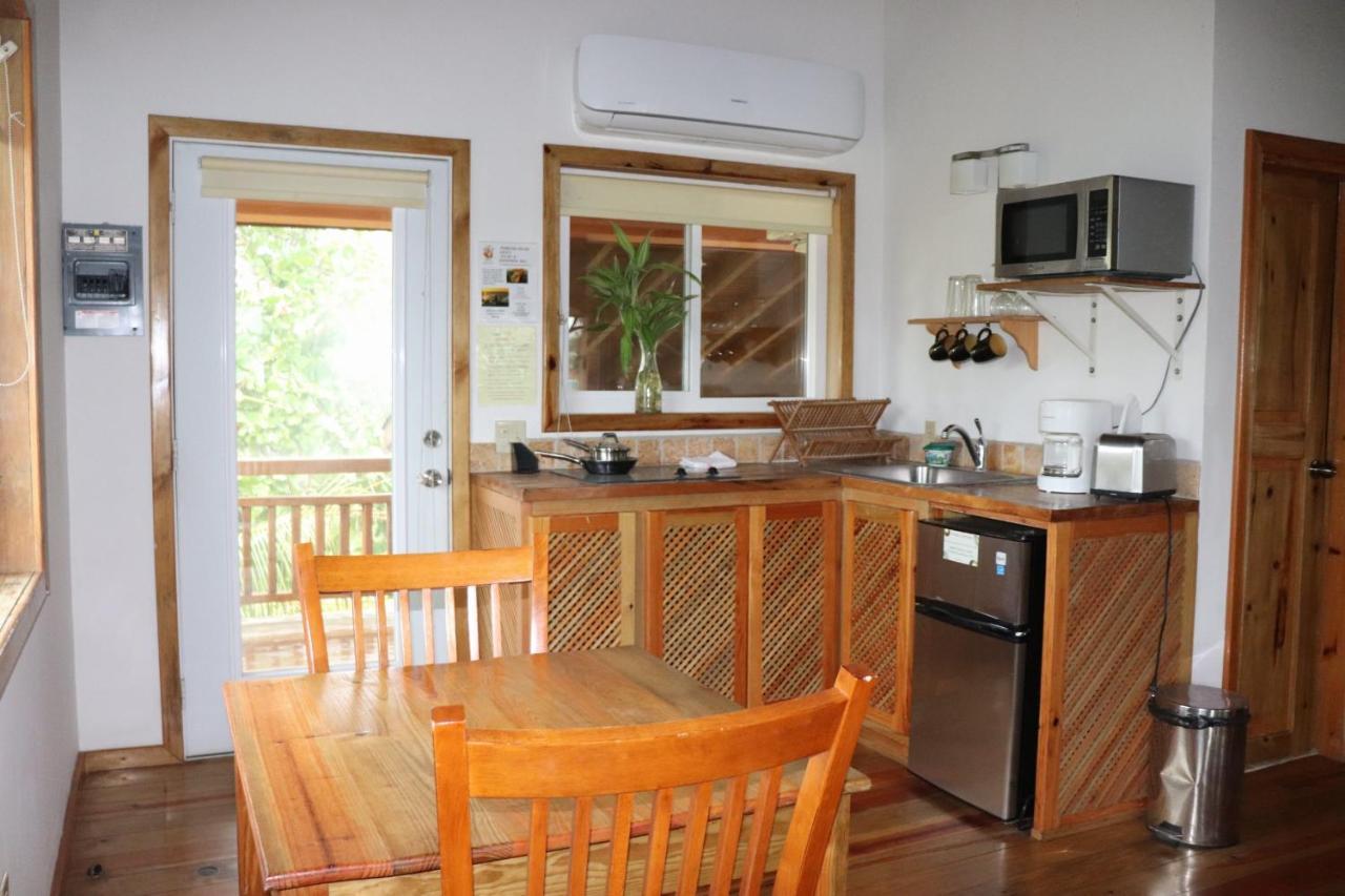 Hotel Posada Seremein ,West Bay ,Roatan Buitenkant foto