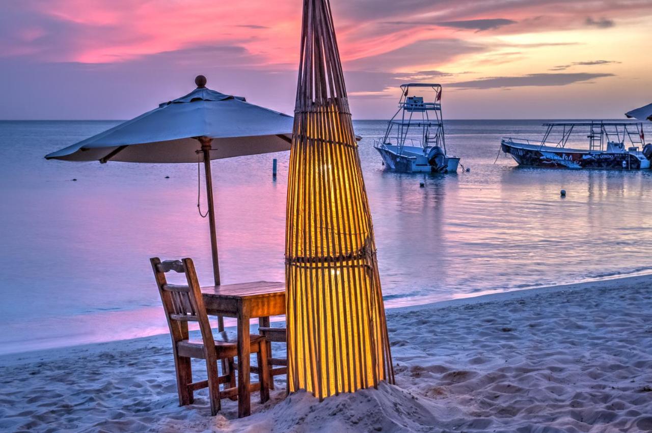 Hotel Posada Seremein ,West Bay ,Roatan Buitenkant foto